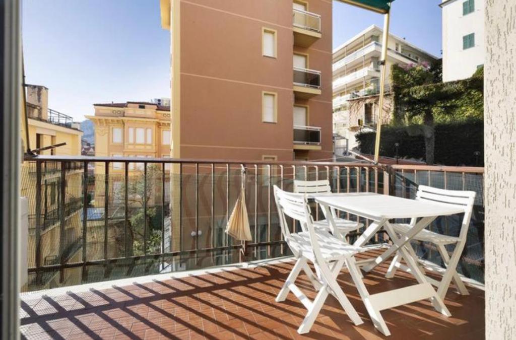 Ca Adri , Appartamento In Posizione Strategica Per Godere Delle Spiaggia E Dei Sentieri Outdoor ! Finale Ligure Zewnętrze zdjęcie